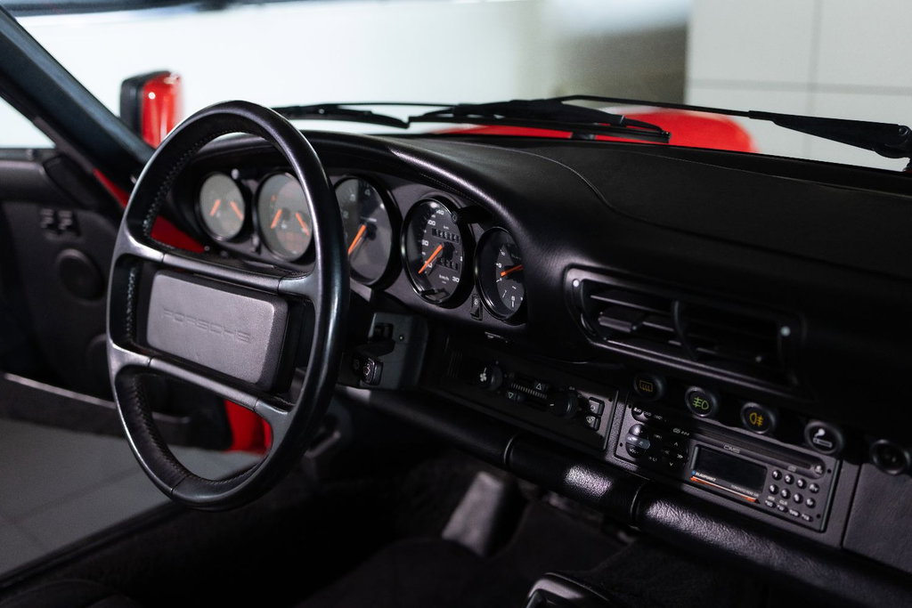 Porsche 964 Carrera 4