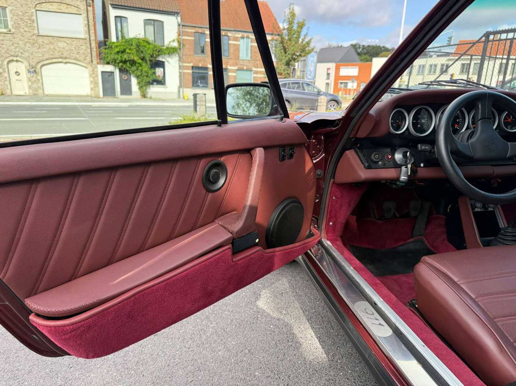 Porsche 911 Turbo 3.3