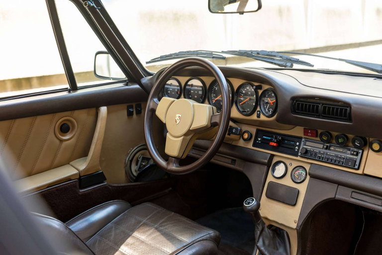 Porsche 911 SC