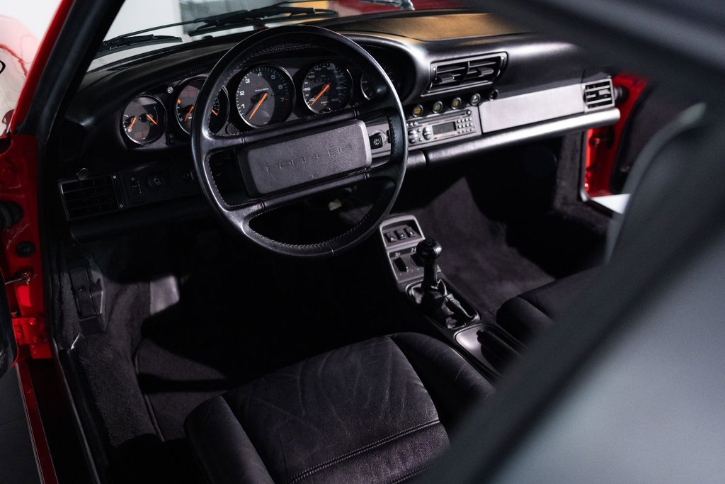 Porsche 964 Carrera 4