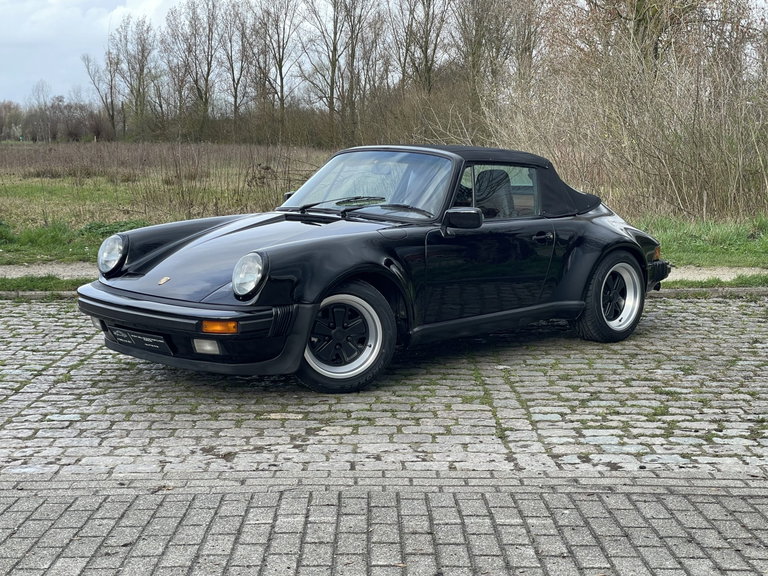 Porsche 911 Carrera 3.2