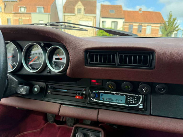 Porsche 911 Turbo 3.3