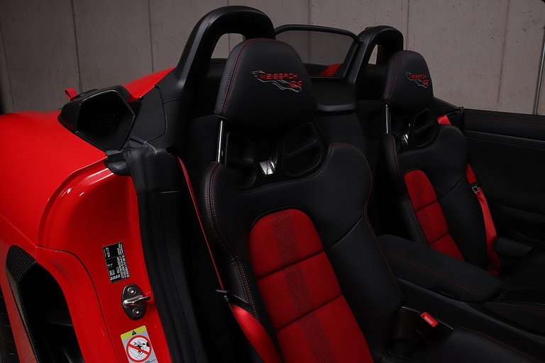 Porsche 718 Spyder RS