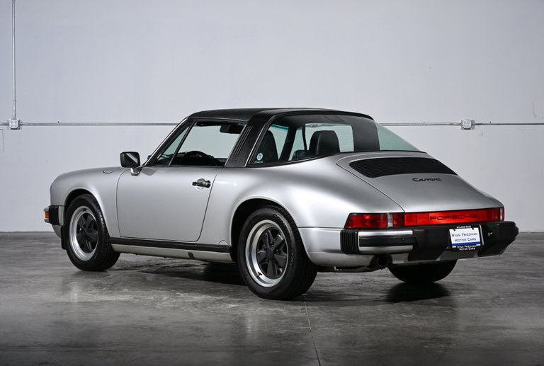 Porsche 911 Carrera 3.2