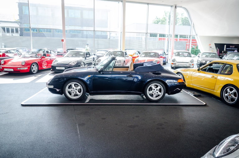 Porsche 993 Carrera