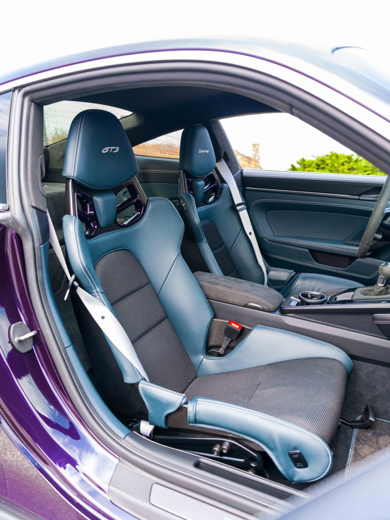 Porsche 992 GT3 Touring