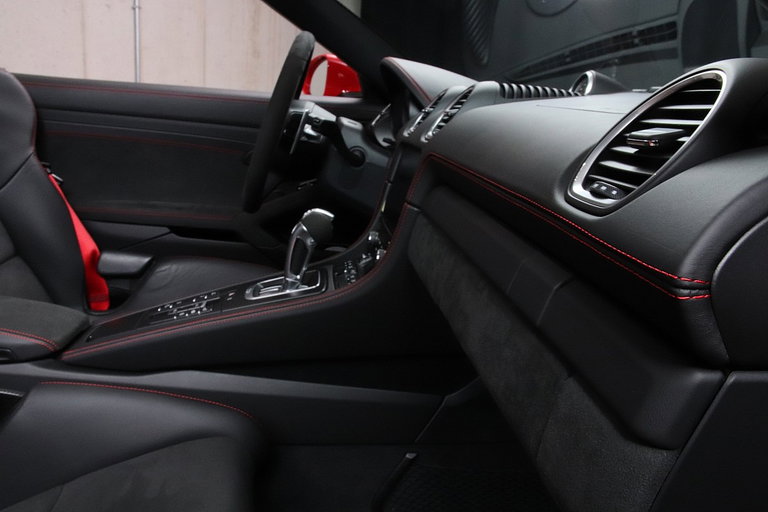 Porsche 718 Spyder