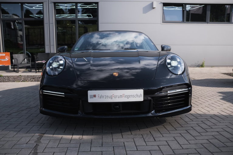 Porsche 992 Turbo