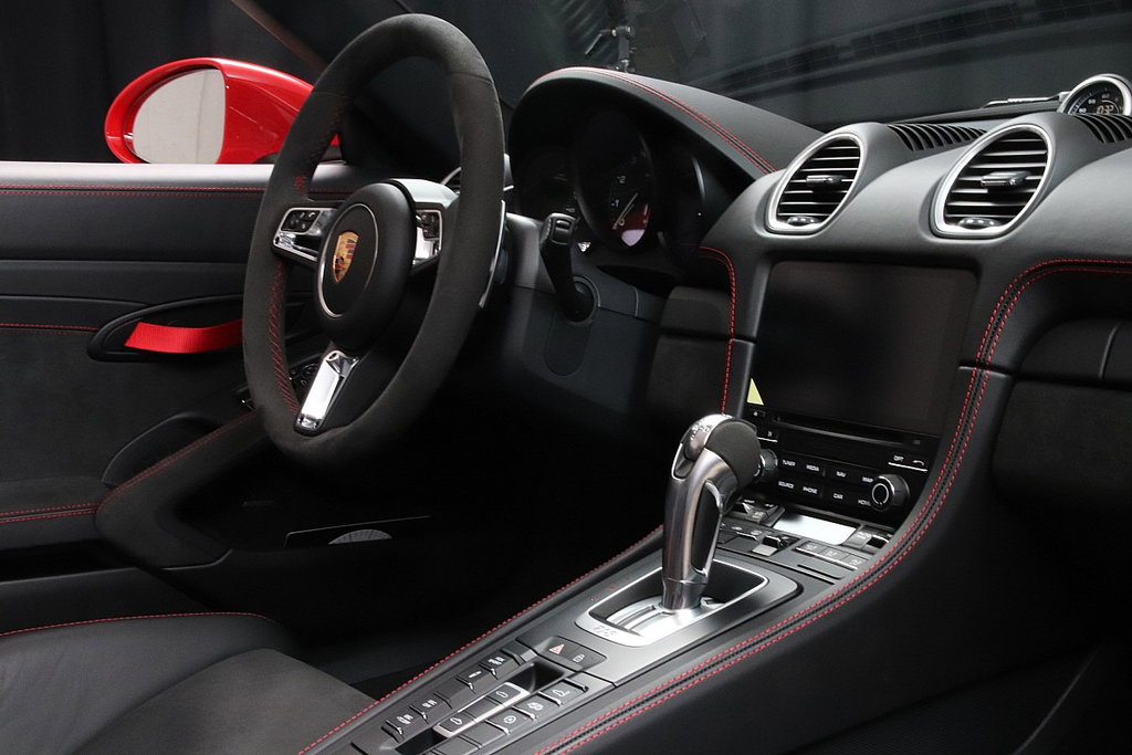 Porsche 718 Spyder