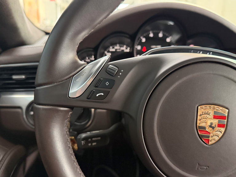 Porsche 991 Carrera 4
