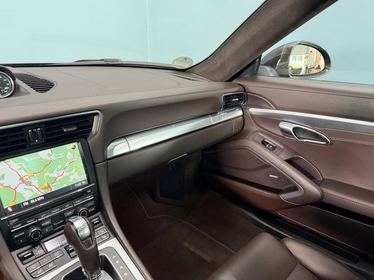 Porsche 991 Carrera 4