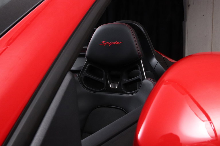 Porsche 718 Spyder