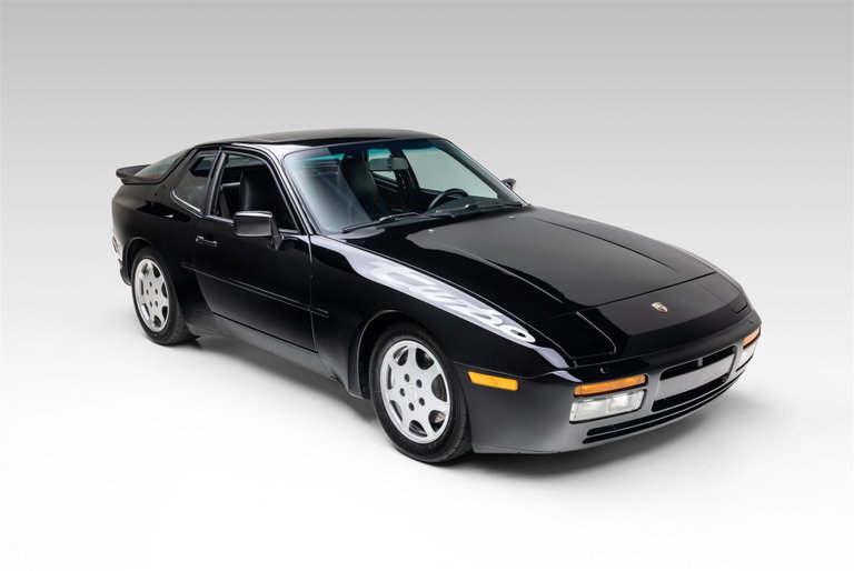 Porsche 944 Turbo S Coupé