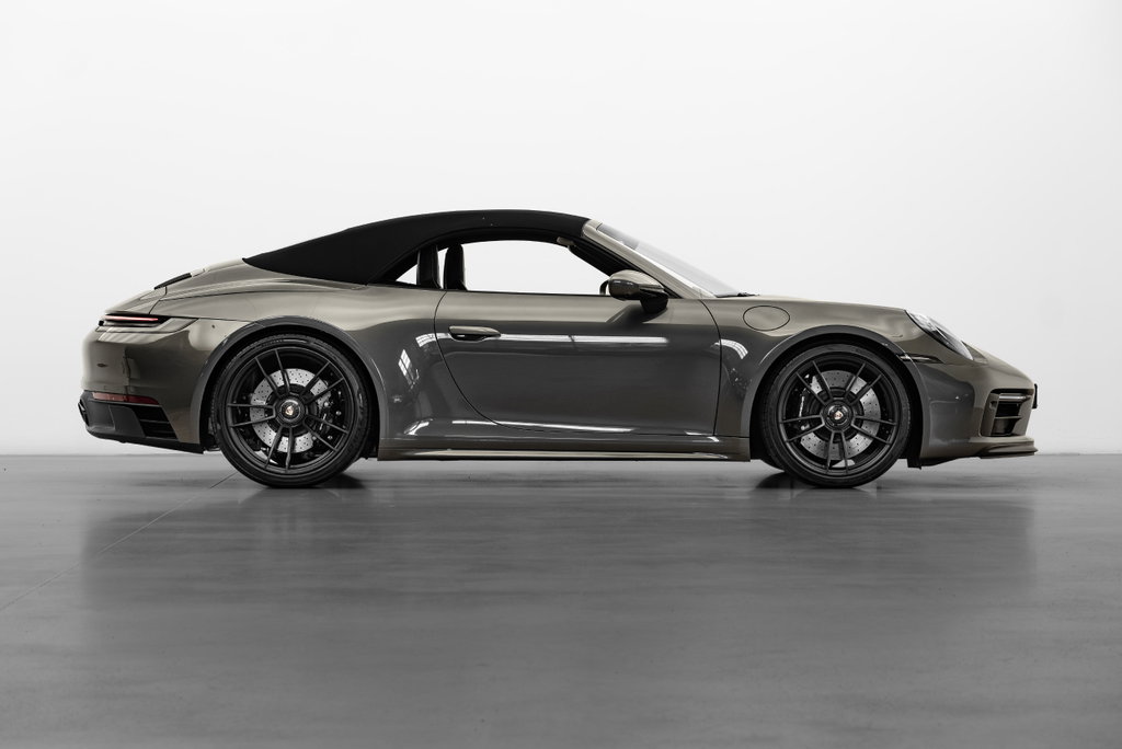 Porsche 992 Carrera GTS