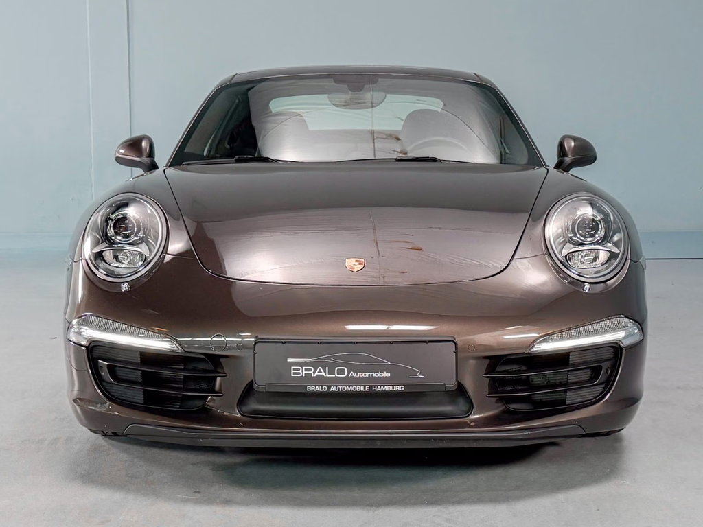 Porsche 991 Carrera 4