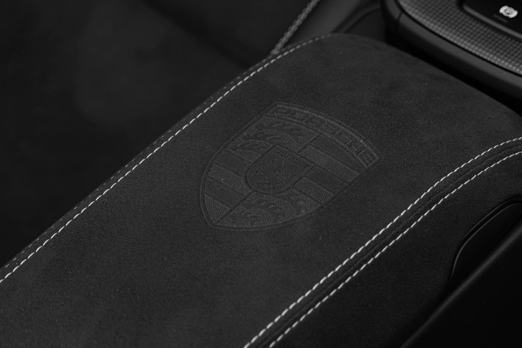 Porsche 992 Carrera GTS
