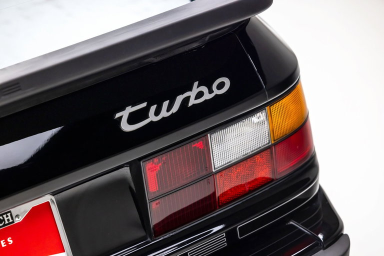 Porsche 944 Turbo S Coupé