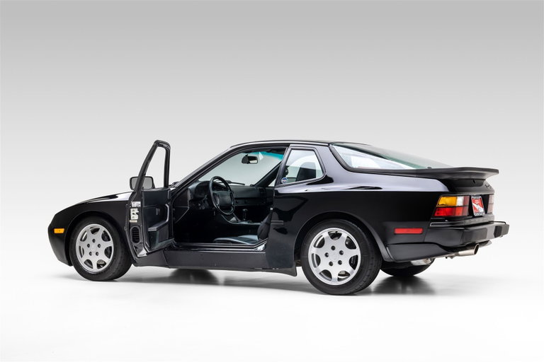 Porsche 944 Turbo S Coupé