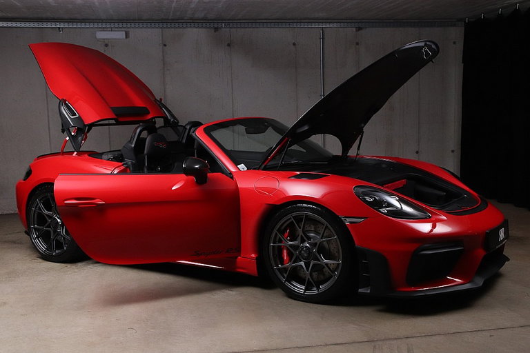 Porsche 718 Spyder RS
