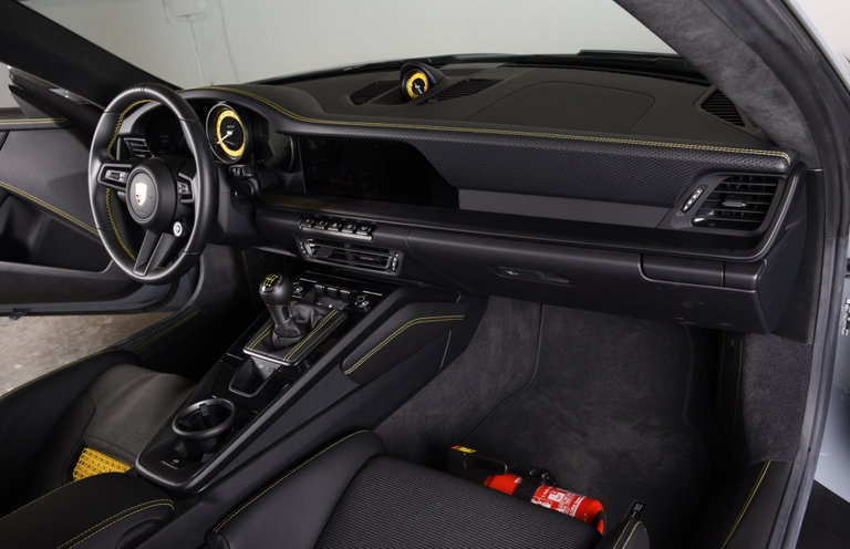 Porsche 992 GT3 Touring