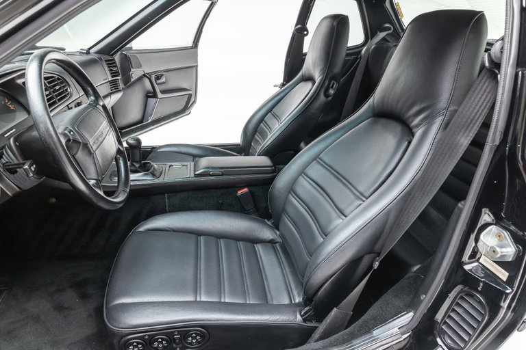 Porsche 944 Turbo S Coupé