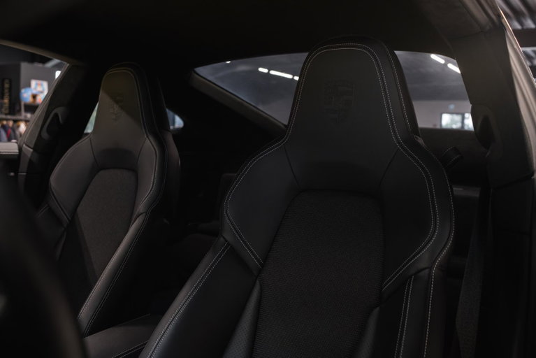 Porsche 992 GT3 Touring