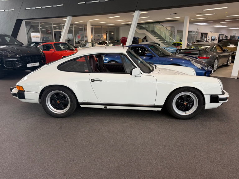Porsche 911 Carrera 3.2
