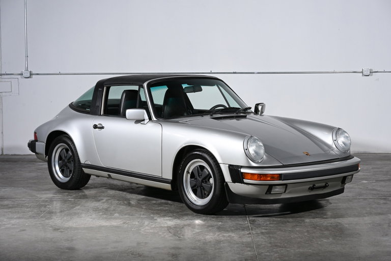 Porsche 911 Carrera 3.2