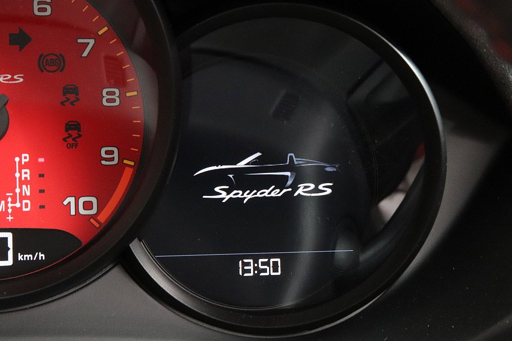 Porsche 718 Spyder RS