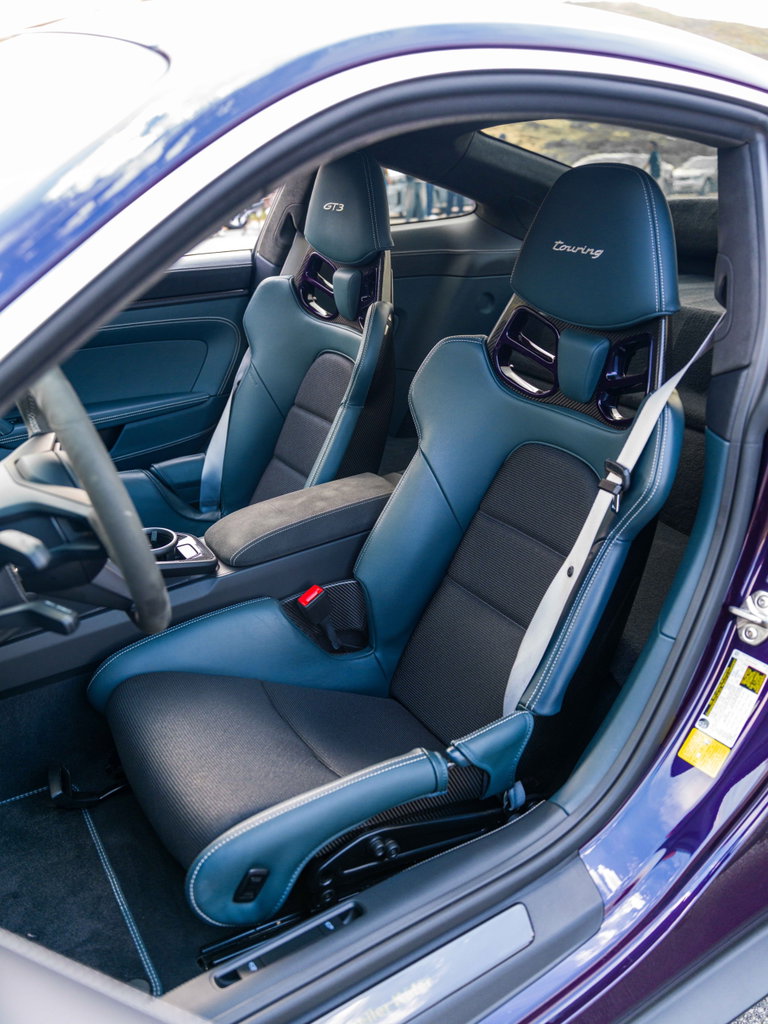Porsche 992 GT3 Touring