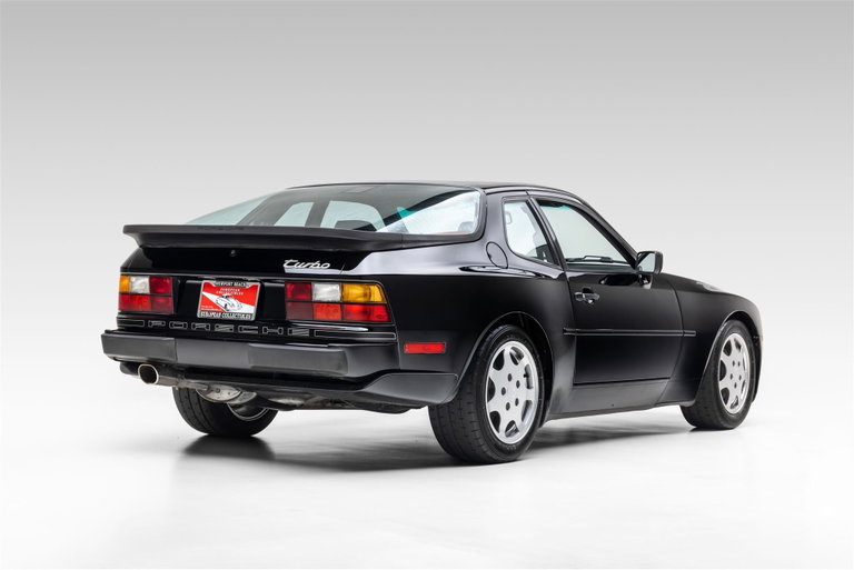 Porsche 944 Turbo S Coupé