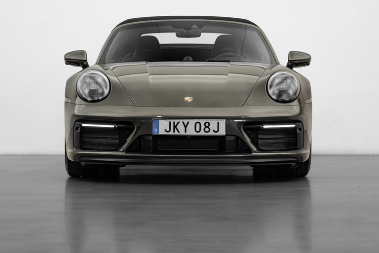 Porsche 992 Carrera GTS