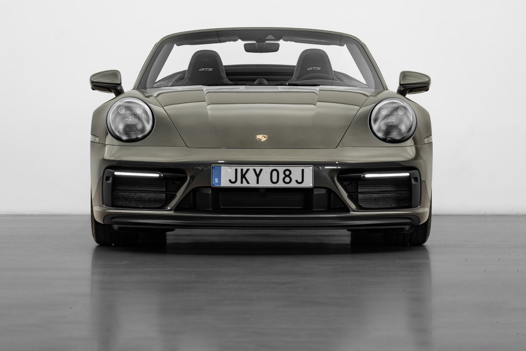 Porsche 992 Carrera GTS