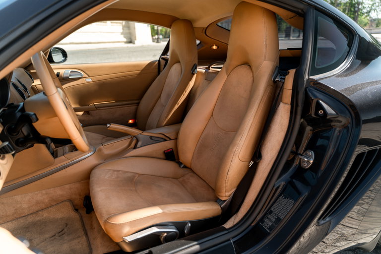 Porsche 987 Cayman S