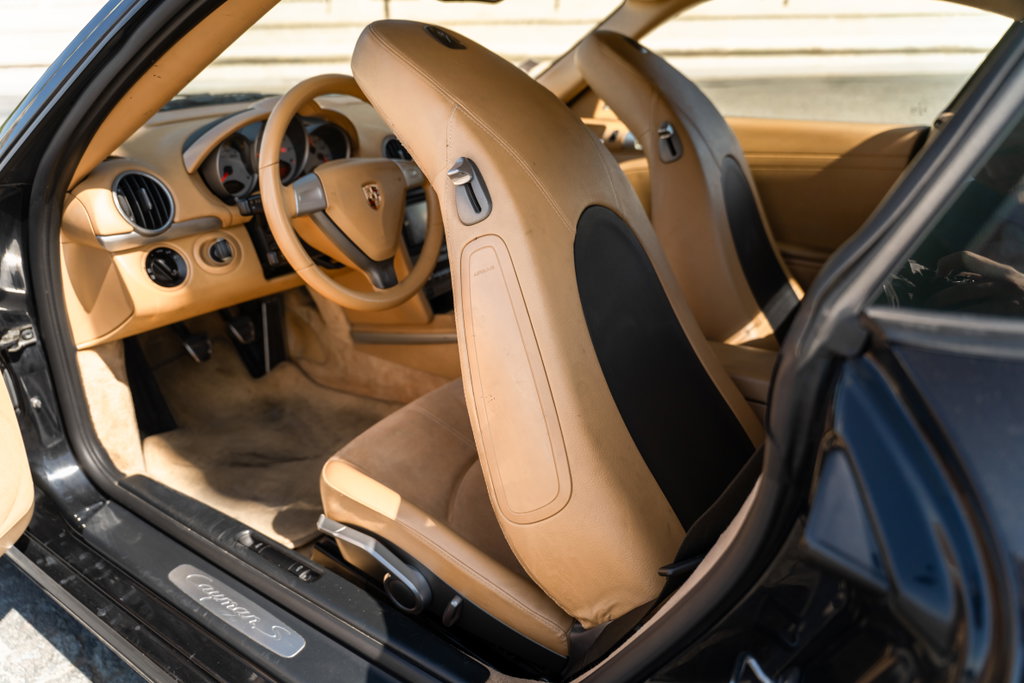 Porsche 987 Cayman S