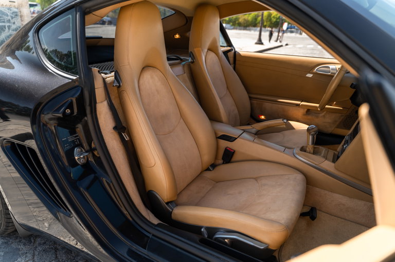 Porsche 987 Cayman S