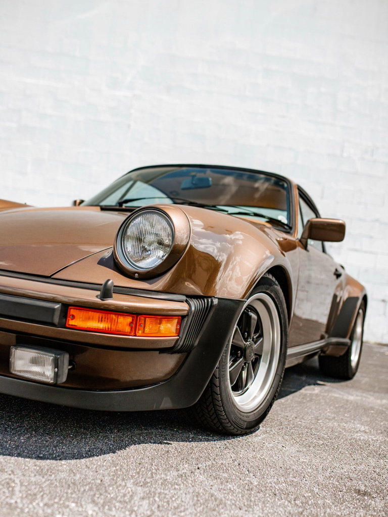 Porsche 911 Turbo 3.0 (US)