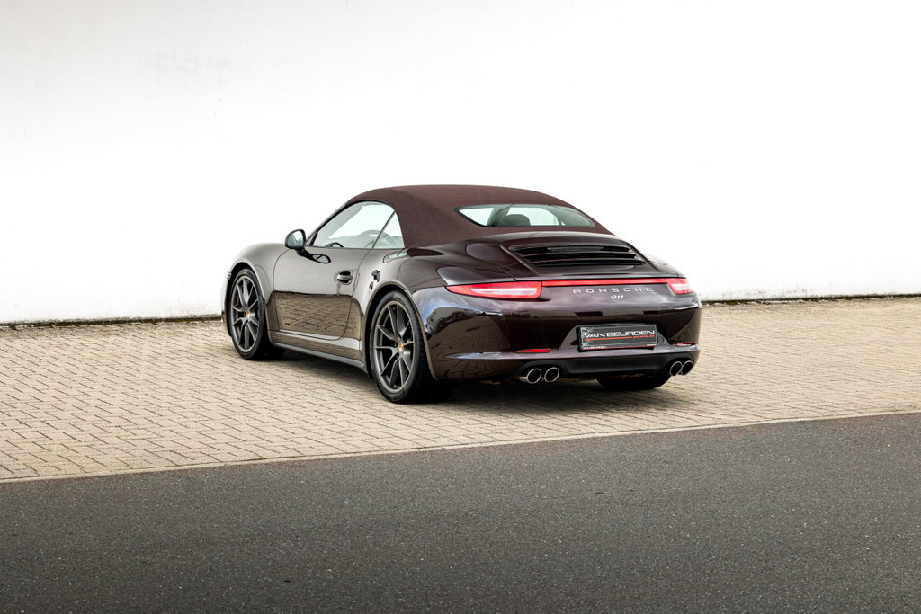 Porsche 991 Carrera 4
