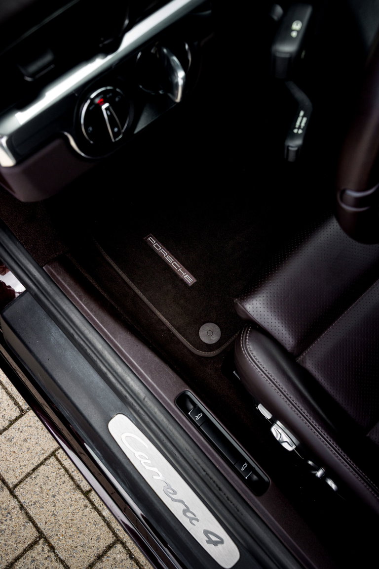 Porsche 991 Carrera 4