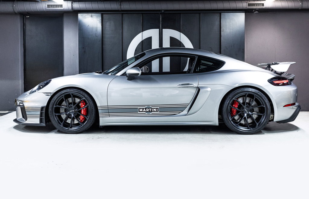 Porsche 718 Cayman GT4