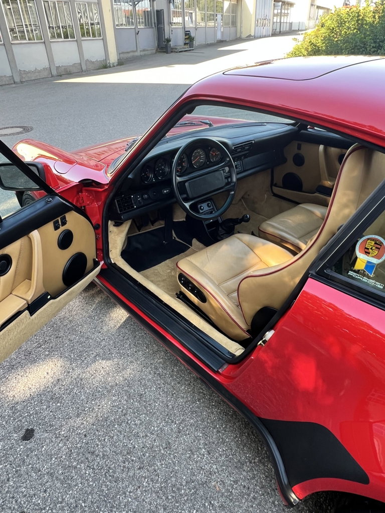 Porsche 911 Turbo 3.3