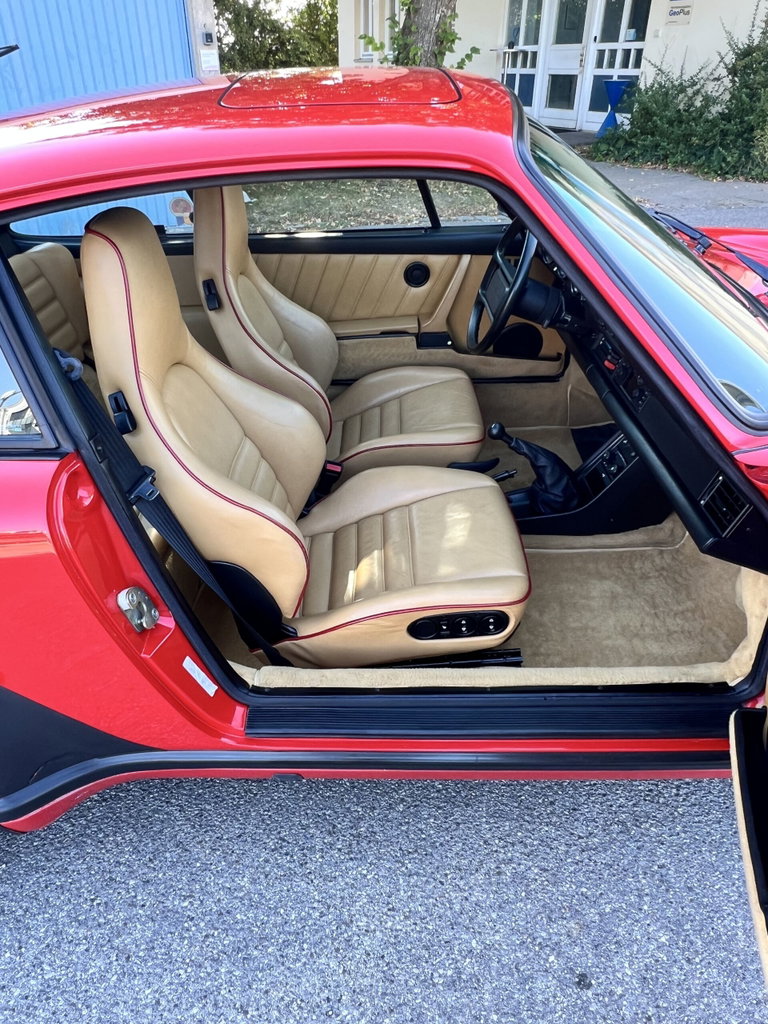 Porsche 911 Turbo 3.3