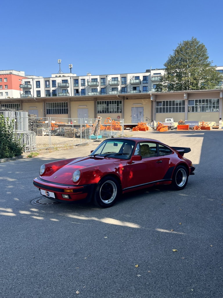 Porsche 911 Turbo 3.3