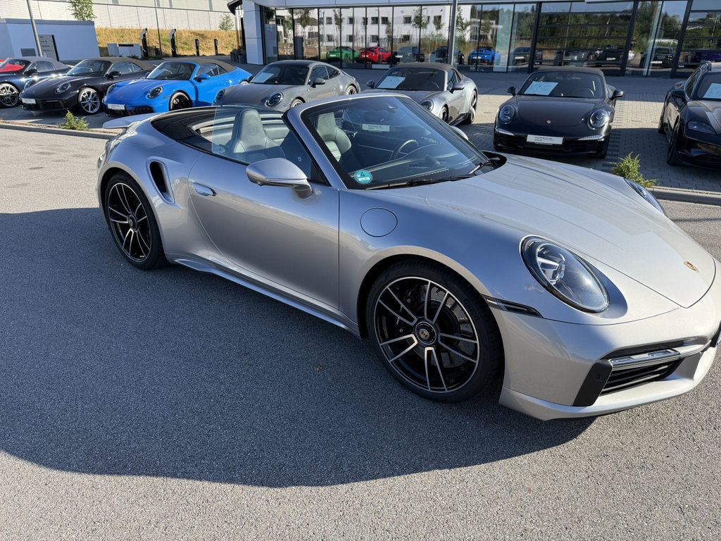 Porsche 992 Turbo