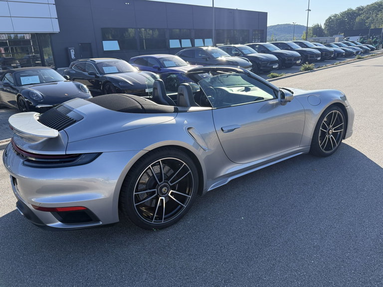 Porsche 992 Turbo