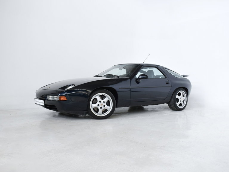 Porsche 928 GTS