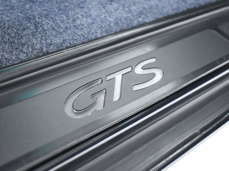 Porsche 928 GTS