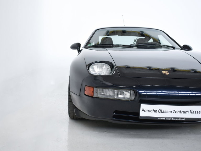 Porsche 928 GTS