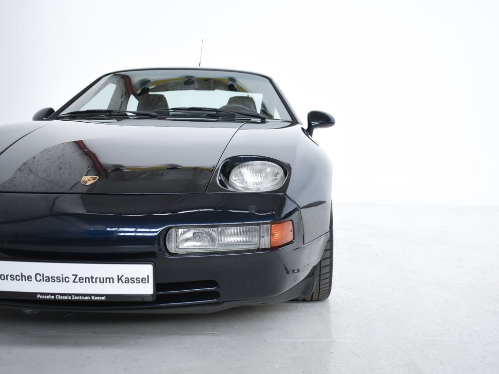 Porsche 928 GTS