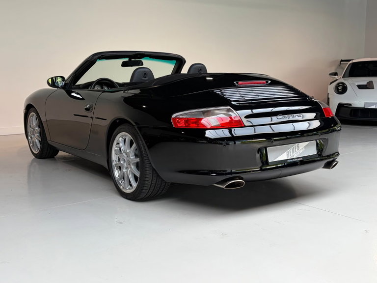 Porsche 996.2 Carrera